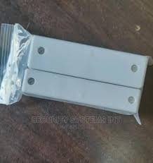 plastic magnetic contact